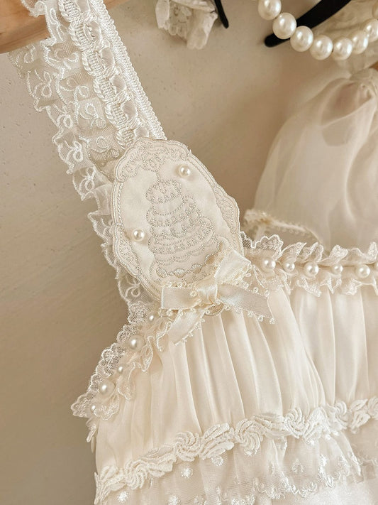 Brooch Embroidered Creamy
