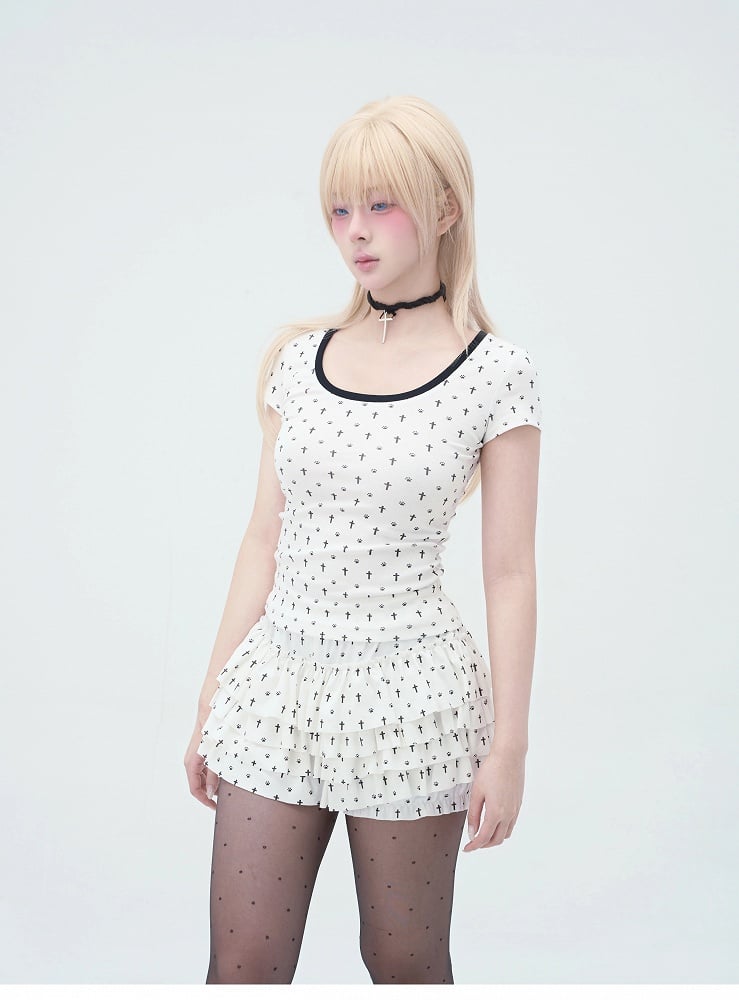 Detail Back Cat Paw Print Cat Ears and T-Shirt White at Allover Black Cross Pastel Gothic