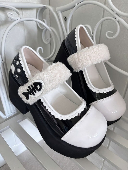 Black Jirai Kei Claw Fishbone Platform Shoes