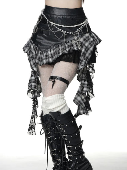 Red Skirt Y2K Hem Black Asymmetrical White/Black