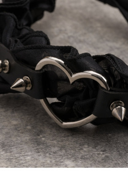 KC Studs Schwarz Verziert Gothic Herz Rüschen Trim Design Mit