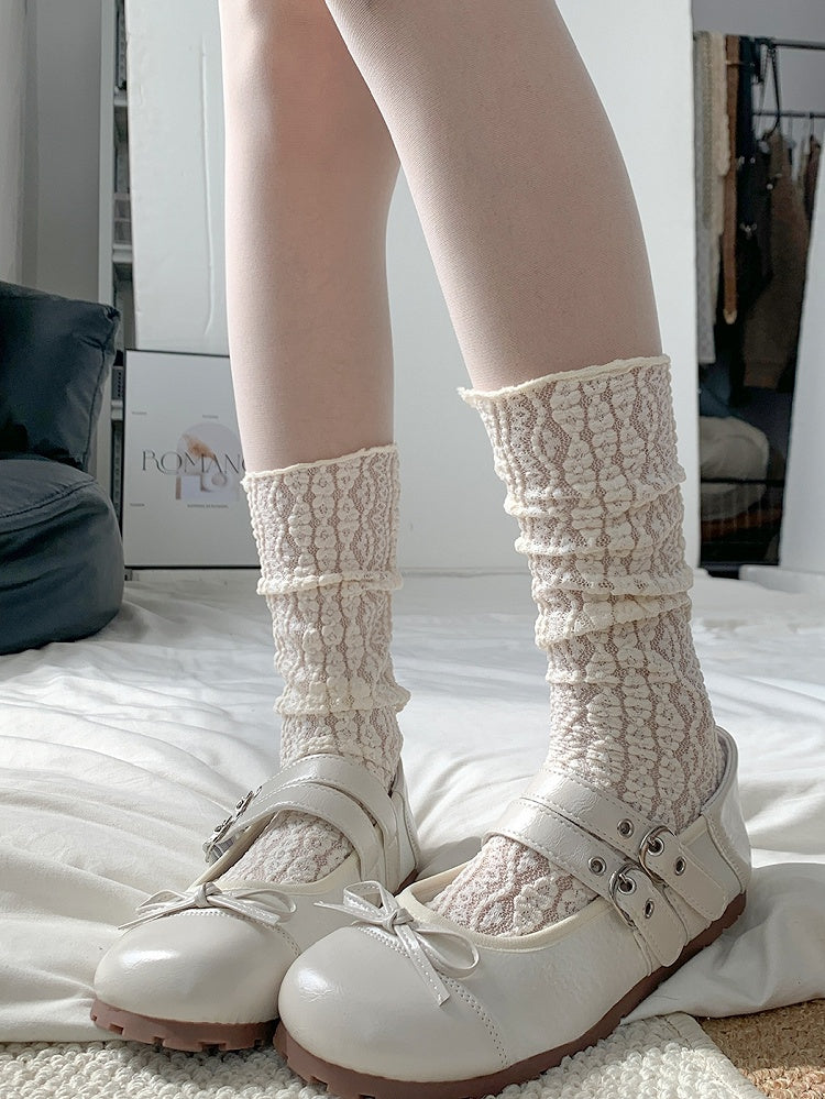 Floral Socks Calf Embroidery Beige