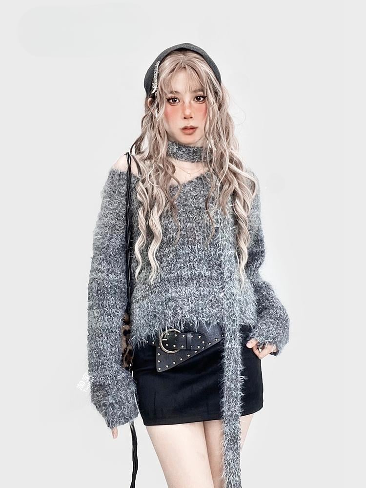 Grey V-neck Knitted Sweater with Scarf