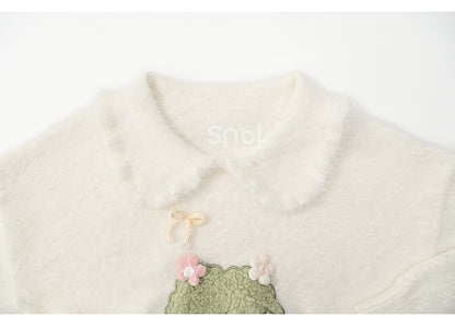 Robe en tricot blanche à col Claudine et appliques d'agneau