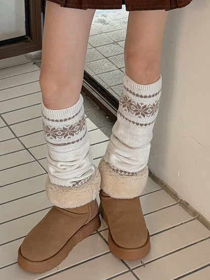 Beige Snowflake Knitted Leg Warmers