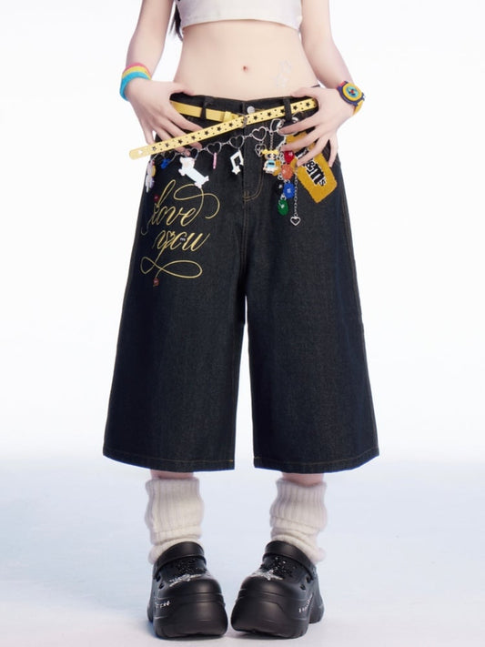 Weite Jeans mit Vintage-Buchstaben-Aufdruck und schwarzem Low