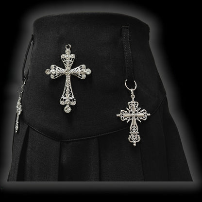 Y2K Black Cross Charms High Waist Studs Punk Pleated Skirt
