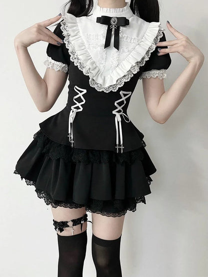 Kurze Rüschen Schwarze Ärmel Weißer Ausschnitt Gothic Kreuz Schnürung Charms Kleid Lolita