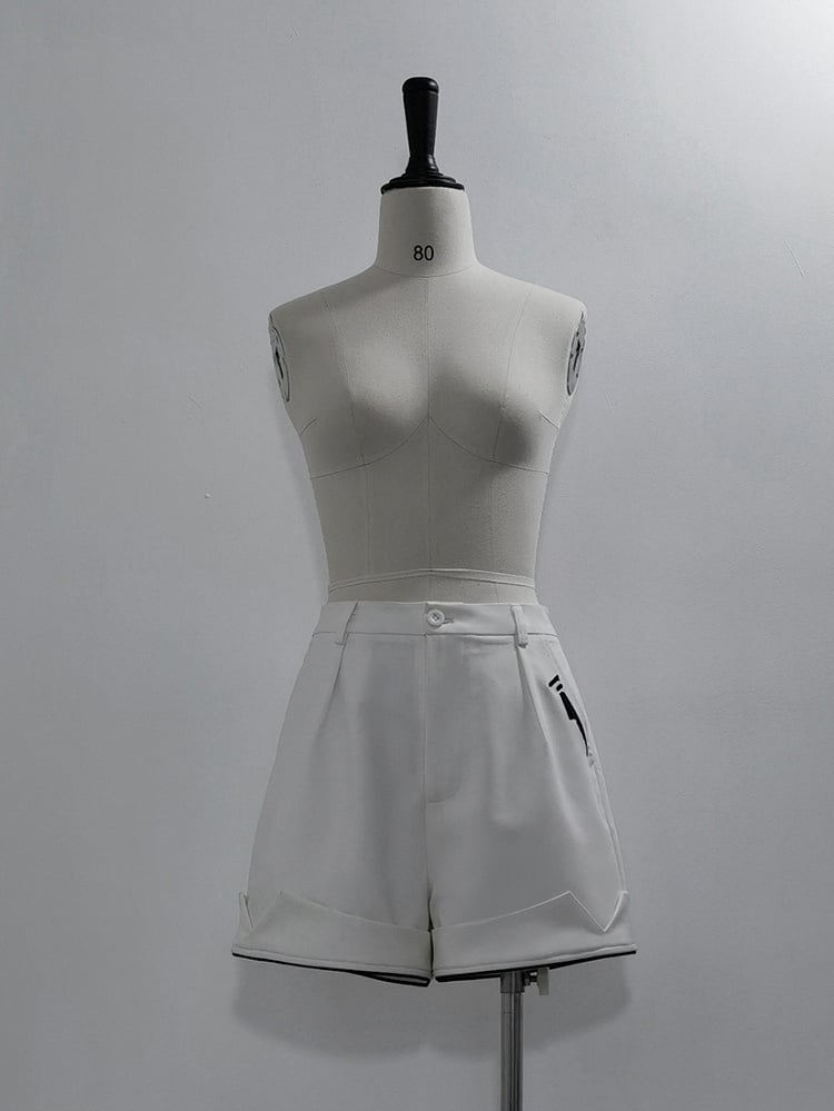Lolita White Urban Shorts Cyberpunk Techwear Ouji