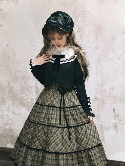 Accents with Lolita Bow Green/Red Embroidered Bonnet Black Rose