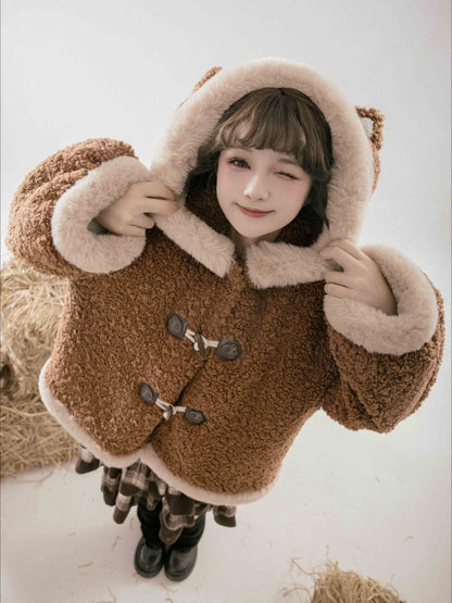 Brauner Fleece-Wintermantel mit Kapuze und Ohren des Kleinen Pandas