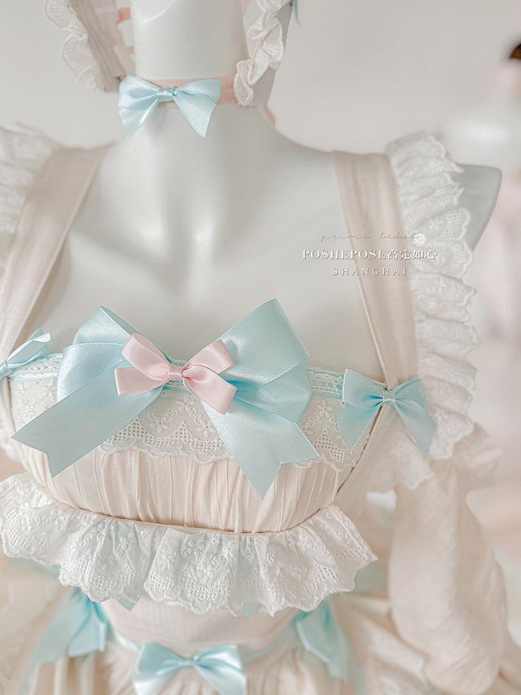 Robe bouffante sans bretelles à volants et taille basque avec tablier rose et vert menthe