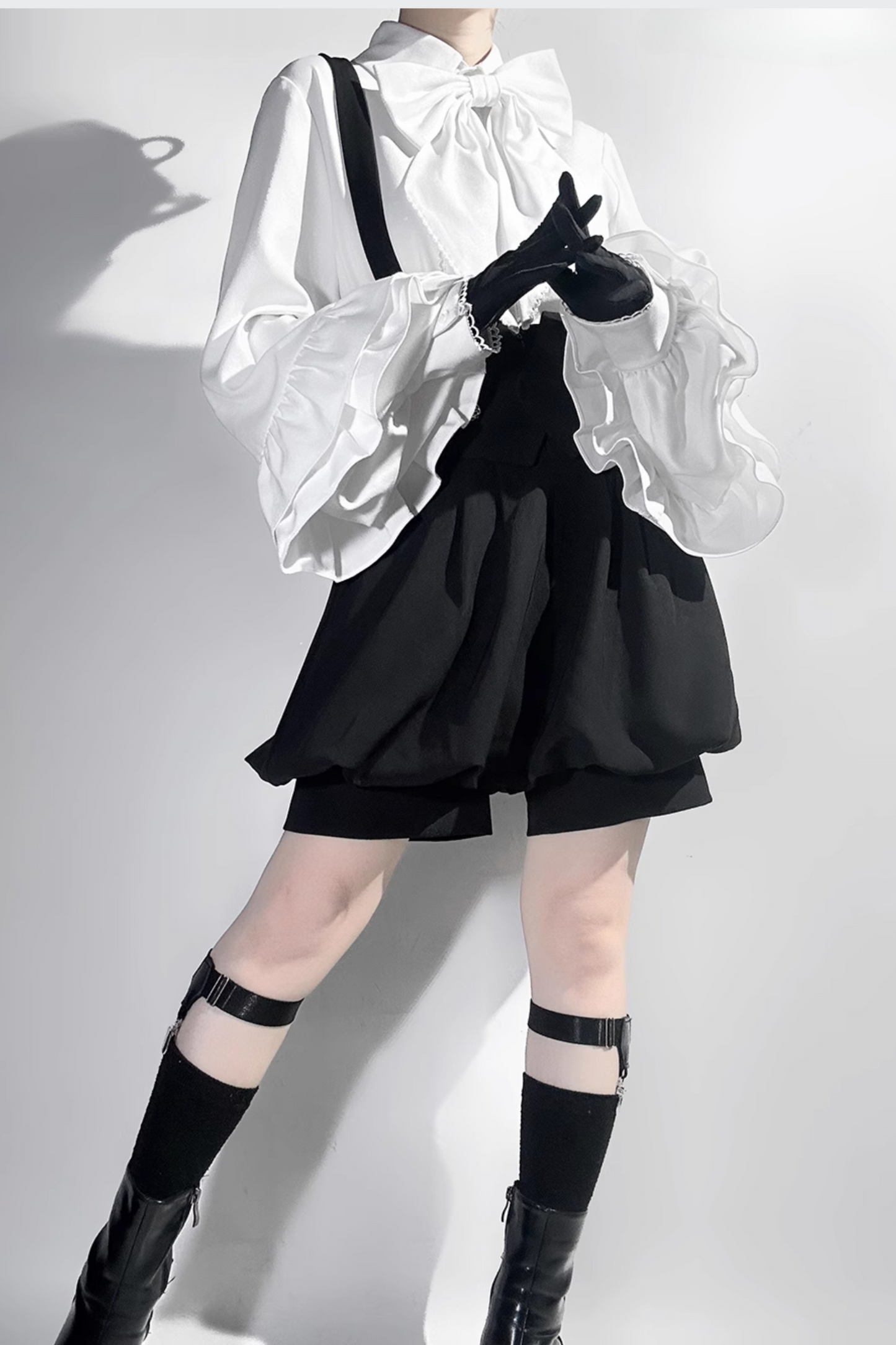 Cute + Retro Shorts Elegant Shirt Ribbon Prince Reservations Tail Dark