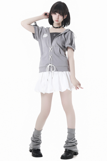 hooded skirt Lace-up top + loose t-shirt balloon