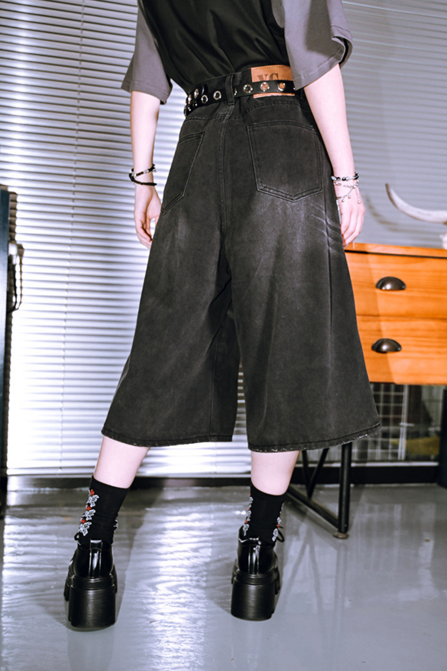 pants half ash Black denim