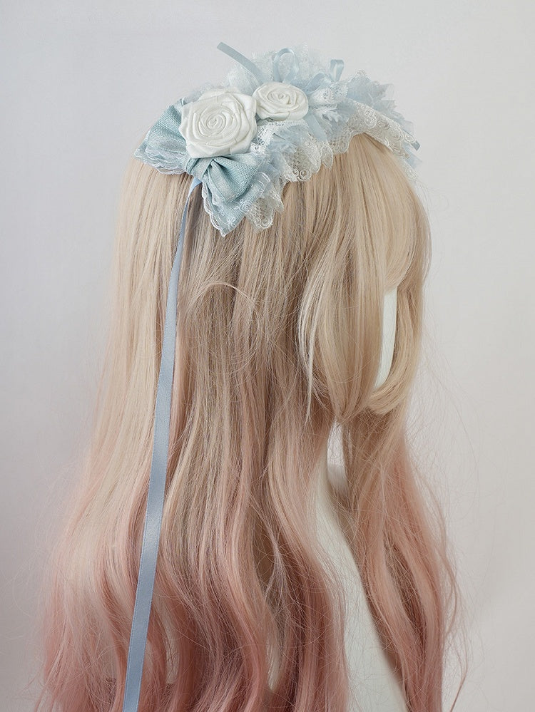 Serre-tête Lolita bleu à volants et bordure en dentelle florale et nœud