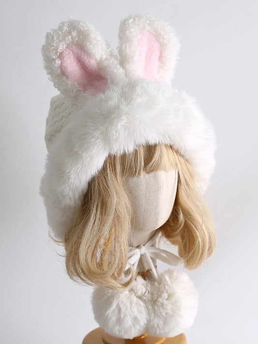 Bonnet en peluche blanc avec oreilles de lapin Lolita et pompons