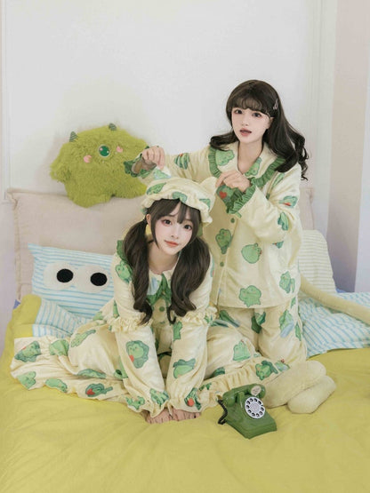 Frog Print Green Flannel Pajama Top Pants Set