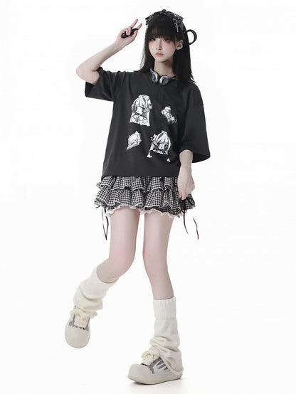 Graues T-Shirt Anime Girl Print Weiß/Dunkel Rundhals Baumwolle