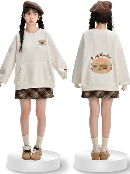 Cute Capybara Burger Applique Beige Thick Sweatshirt