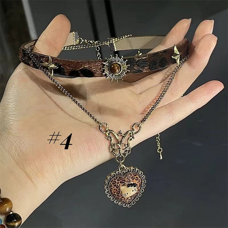 Collier/bague/bracelet/ras-du-cou motif léopard marron