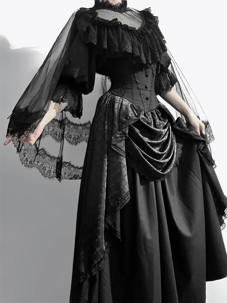 Komplett schwarzes Aristocrat Gothic Edward Neck / V-Ausschnitt Top