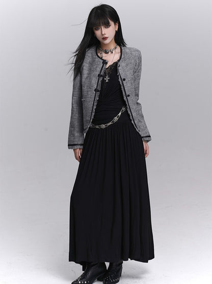 Gerüschte Details, V-Ausschnitt mit Spitze, schwarze Schultern, Maxi-Gothic-Kleid, gepolstert