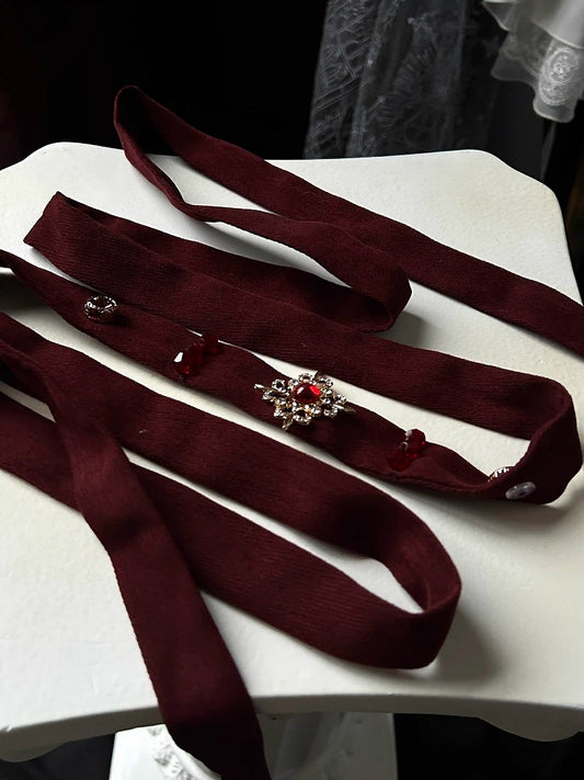 Ceinture gothique Lolita rouge/blanche/bleu foncé/grise avec décoration perlée