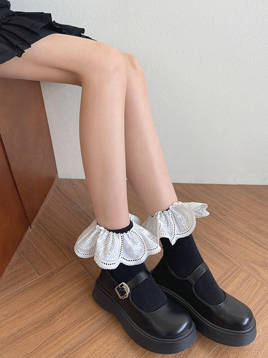 Floral White Pattern Socks Trim Calf with Black/White Lace