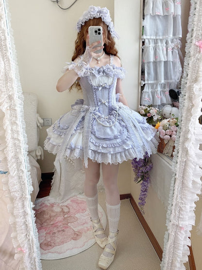 Lila Kleid mit schulterfreiem Balletcore-Lolita-Ausschnitt und Korsettträgern in der Taille