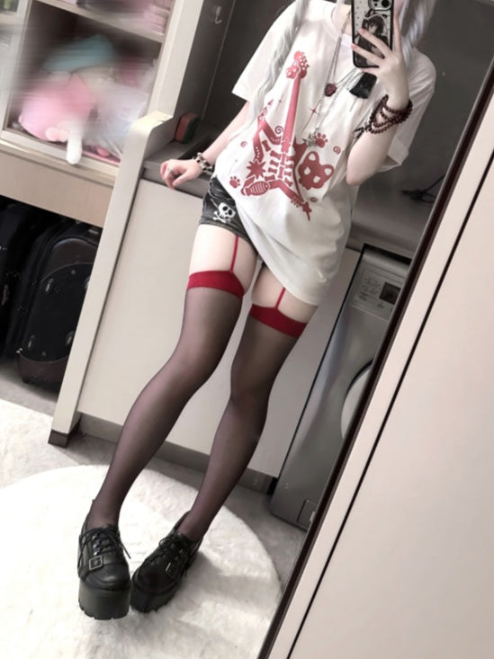 Punk Guitar Print Red Rock and Jirai Kei T-Shirt with Guitar Pick Necklace White