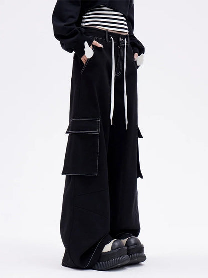 Self-tie Strap Design Wings Cargo Pocket Wide-Leg Jeans with Black Angel