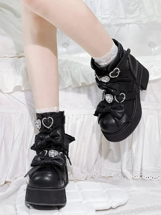 Schnürstiefel mit Jirai-Schnallen und Strasssteinen, Plateau-Stiefel, matt, Sweetheart, kurzer Knöchel, Kei, Schwarz