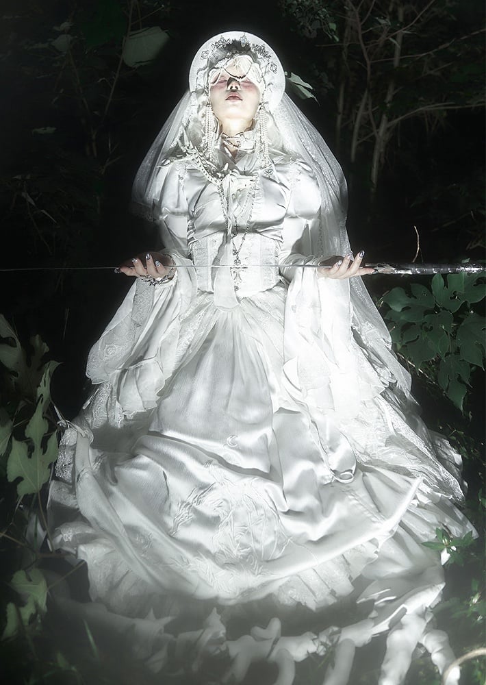 White Shiro Dragon Bone Drawstring Design Gothic Lolita Skirt