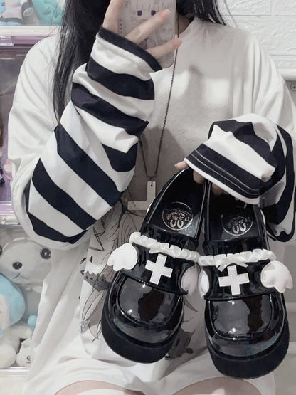 Jirai Kei Black Yami Kawaii Cross Bowknot Platform Loafers