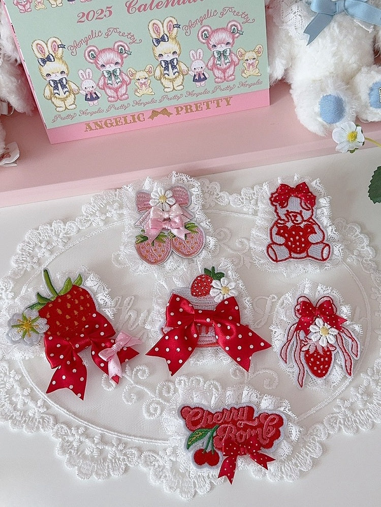 Brooch 6 Options Bear/Cherry/Strawberry
