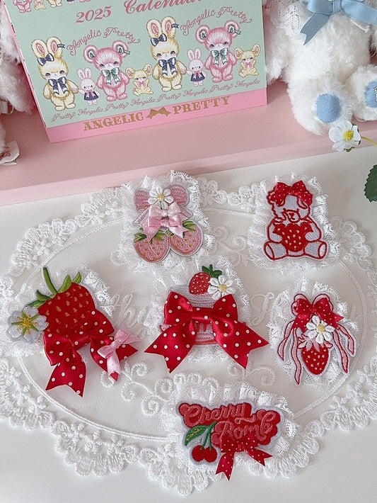 Brooch 6 Options Bear/Cherry/Strawberry