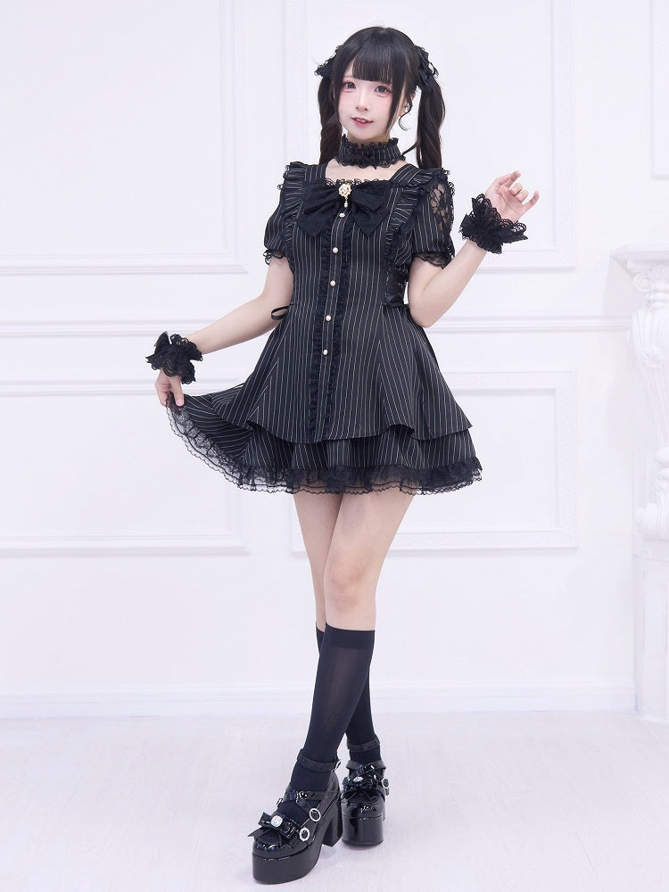 Full Kei Black Lace-up Matching Jirai Shoulder and Set: Cutout Skirt with Dress Striped Style Side Adjustable