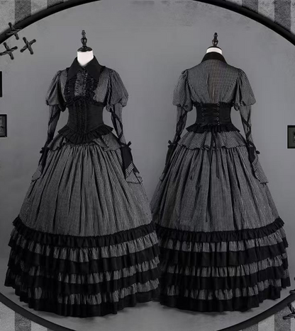 striped shirt Dark + skirt gusset-sleeved corset Reservations
