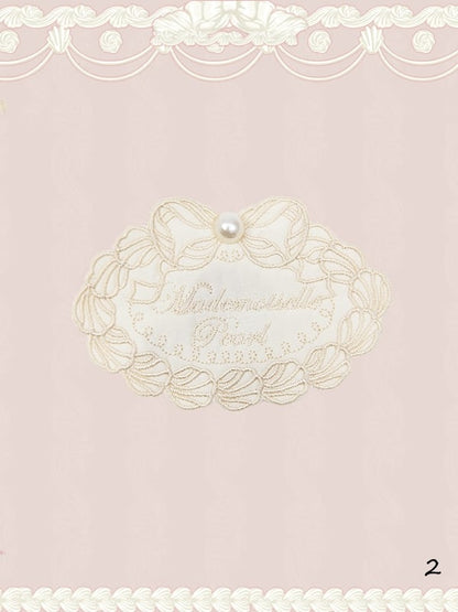 Brooch Embroidered Creamy