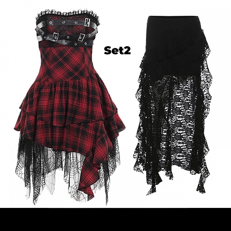 Robe punk glamour sans bretelles à carreaux rouges et ourlet mouchoir avec boucles