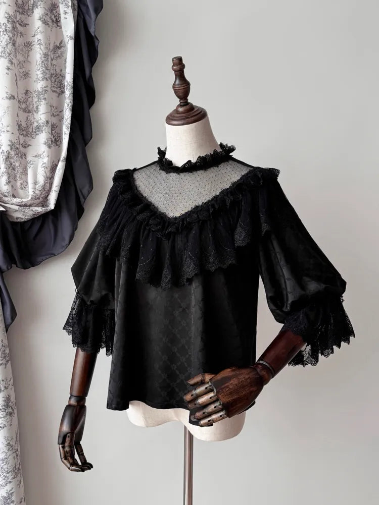 Komplett schwarzes Aristocrat Gothic Edward Neck / V-Ausschnitt Top