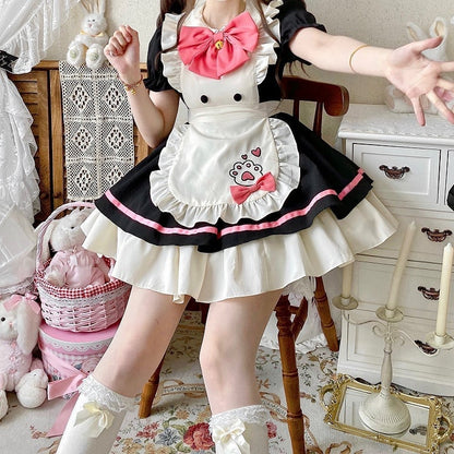 Robe tablier brodée noire et rose Sweet Maid Lolita Kitty Paw