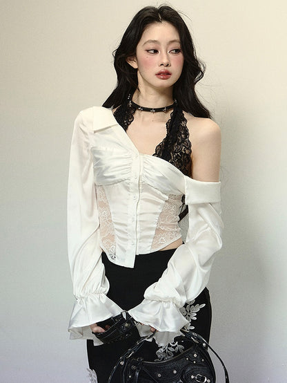 Weiße Bluse mit Spitzenpatch an der Taille und langen Ärmeln mit Neckholder-Design aus schwarzer Spitze