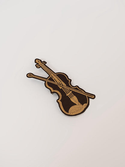 Brown / White Violin Embroidery Brooch