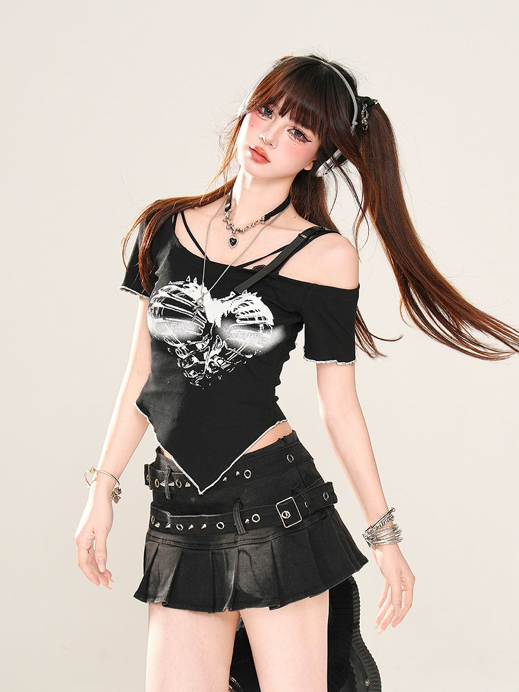 Black/White Asymmetrical Neckline Curved Hem Glamorous Graphic T-shirt