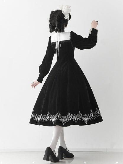 für Schwarzes Winter-Herbst-Details Nonne und Stickereiärmel Lolita-Samtkleid lang