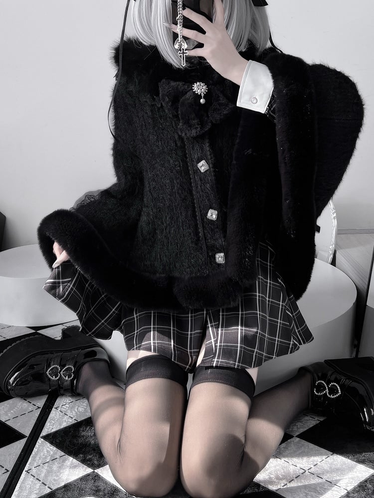 Jirai Kei Black/White Plush Trimming Knit Cape