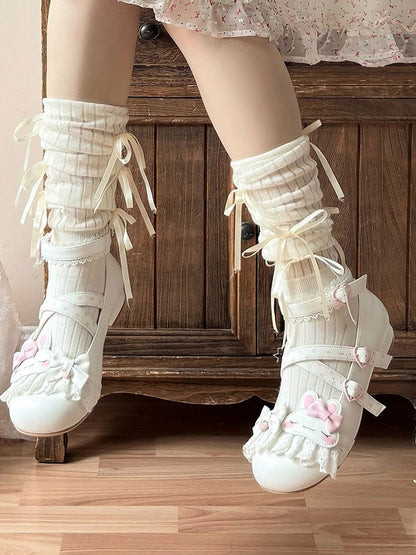 Designdetails: Muster, kreuz und quer, Spitzenapplikation, Schuhbesatz, süßer Lolita-Schleifen-Hasen mit weißen Punkten