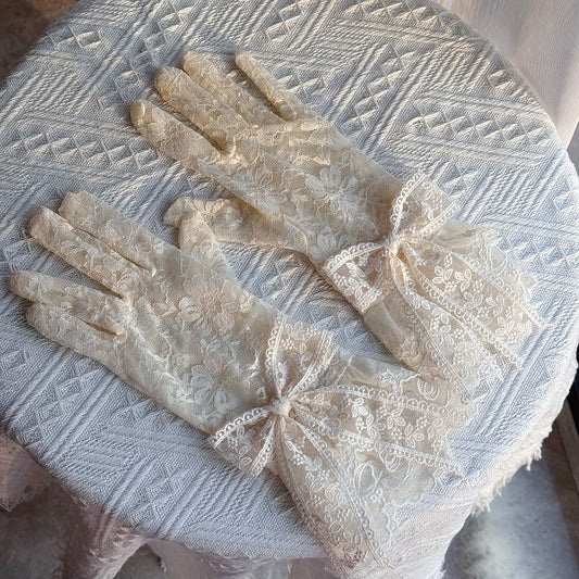 Beige Handschuhe Spitze